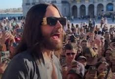 Jared Leto sorprende a sus fans con un concierto improvisado en las calles de Lisboa