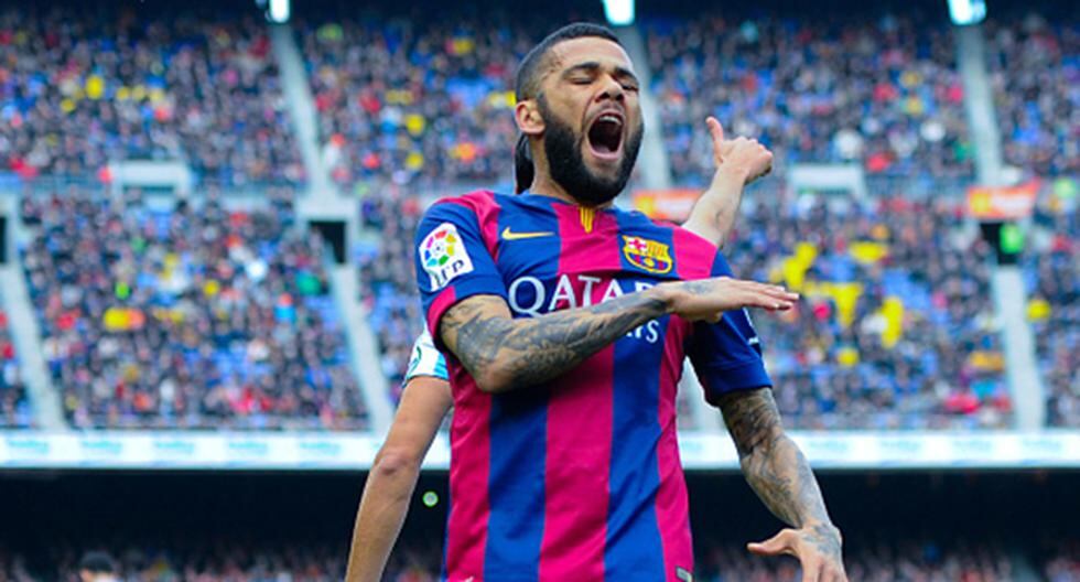 Dani Alves quiere olvidar el error y solo piensa en el próximo partido con el Barcelona (Foto: Gety Images)