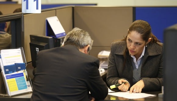 Independientemente de si puede retirar o no el dinero acumulado en su AFP, es importante que el trabajador sepa cuánto tiene ahorrado (Foto: GEC)