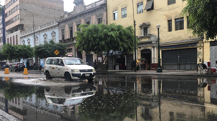 Lluvia generó aniego en Lima. (El Comercio/Yohanna Navarrete)