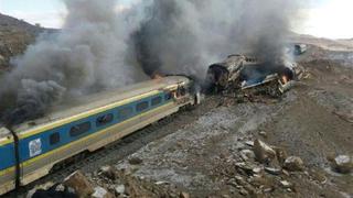 Irán: Choque de trenes deja más de 40 muertos y 100 heridos