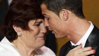 Cristiano Ronaldo viajó de urgencia a Portugal para conocer el estado de salud de su madre
