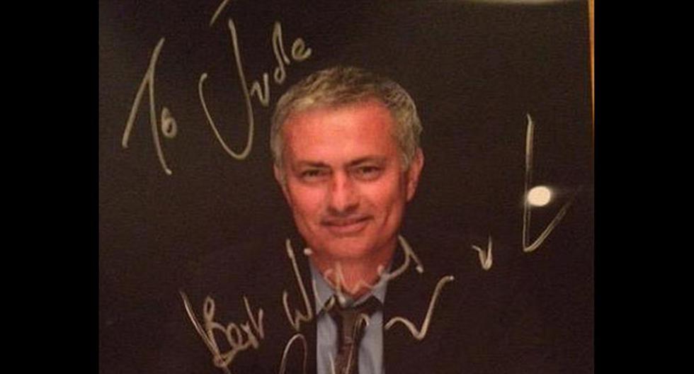José Mourinho respondió con una dedicatoria el pedido de un pequeño hincha del Aston Villa. (Foto: El Confidencial)