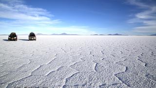 El salar de Uyuni, un lugar extremo y hermoso, donde cielo y tierra se confunden