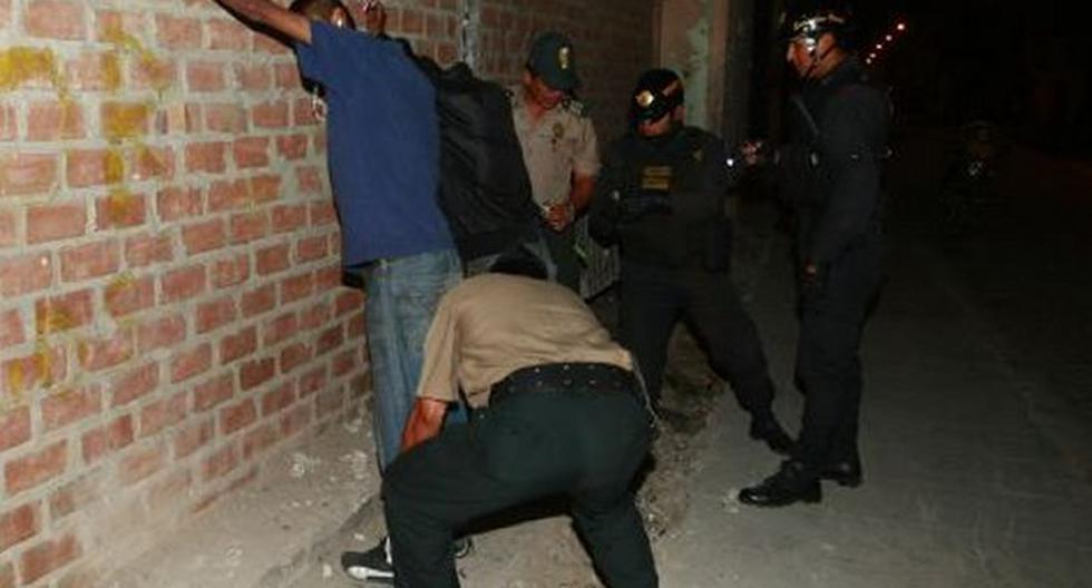 Agentes de la Policía Nacional envueltos en un escándalo. (Foto: peru21.pe)
