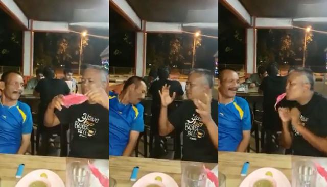 Un señor escondió un trozo de bolsa en su mano y terminó sacándolo por su boca. El video en Facebook dejó perplejo a todos en una mesa y se volvió viral en México. (Foto: captura)