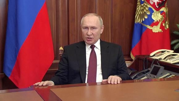 Vladiumir Putin anuncia que ha ordenado una “operación militar” en Ucrania en un mensaje televisivo. (Foto: Reuters).