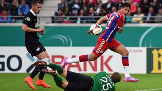 Claudio Pizarro anotó este gol en la victoria del Bayern Múnich