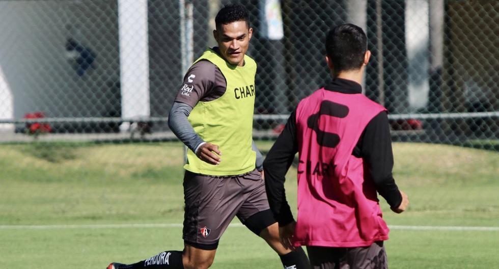 Atlas highlighted Anderson Santamaría’s work in preseason: “The Peruvian Wall”