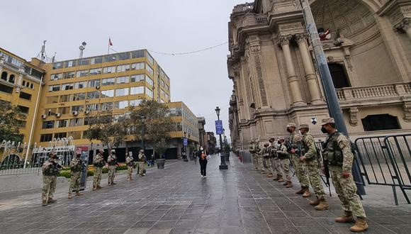 Pedro Castillo | Palacio de Gobierno amaneció resguardado por militares armados | Patricia Benavides | fiscal de la Nación | FOTOS | rmmn | LIMA | EL COMERCIO PERÚ