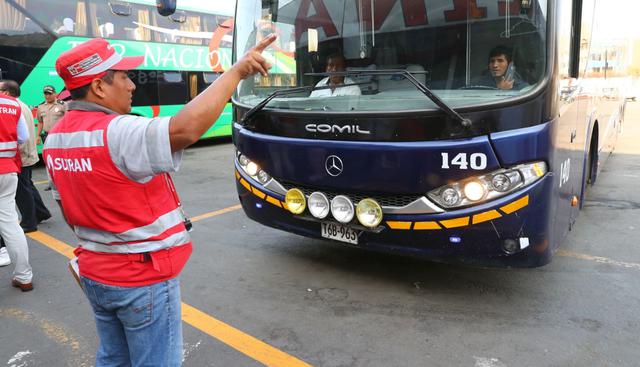 Personal de Indecopi, Sutran y de la PNP realizó inspección de buses en los terminales terrestres