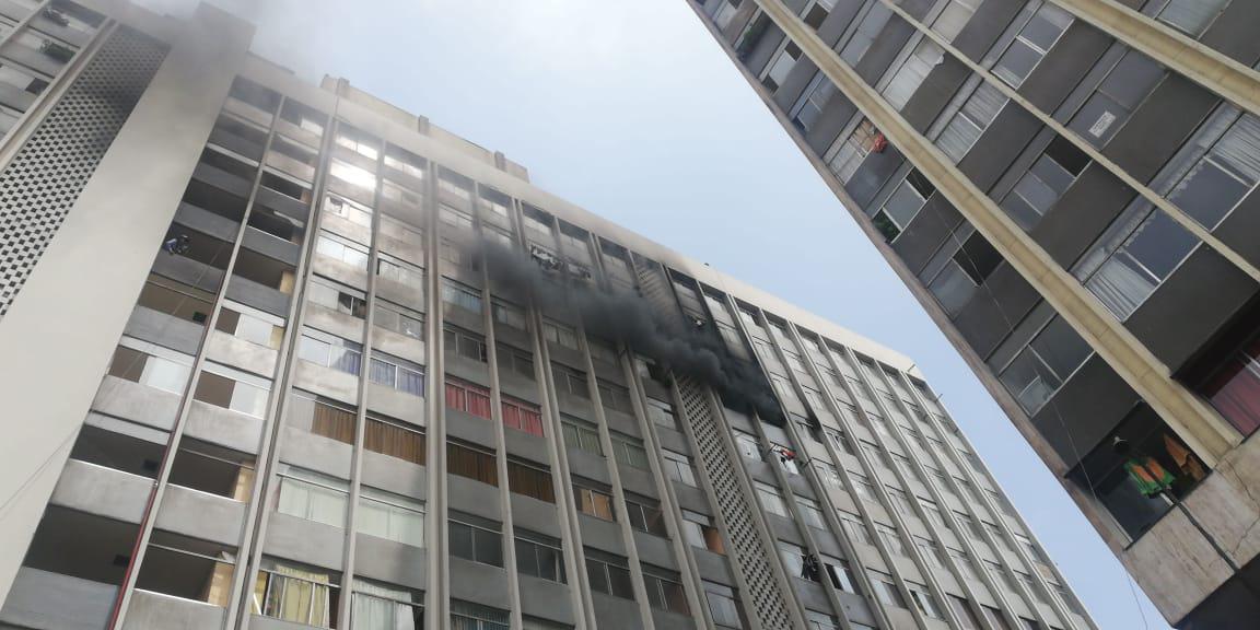 Incendio en edificio de Abancay