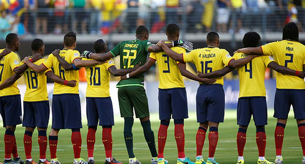 Antes del comienzo del partido Ecuador vs Haití por la Copa América, se realizó un homenaje a las víctimas del terrible atentado en una discoteca en Orlando. (Foto: AFP)