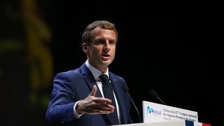 Macron condena “crímenes inexcusables” por matanza de argelinos en París en 1961