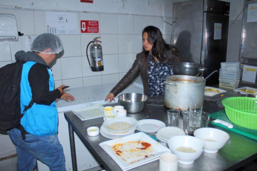 La Gerencia de Desarrollo Social y la Subgerencia de Salud de la Municipalidad Provincial de Trujillo (MPT) dispuso el cierre por 30 días de tres conocidos restaurantes por funcionar en condiciones insalubres (Foto: Municipalidad de Trujillo)