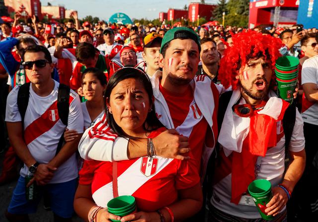 Un medio francés publicó una emocionante columna sobre los hinchas de la selección peruana: “Y al final, ¿Cómo no amar al Perú?”. (Foto: Reuters).