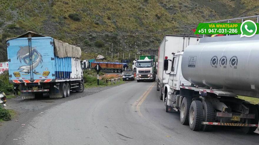 Carretera Central: autos avanzan tras paralización de la vía - 2