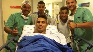 Paolo Guerrero fue operado del pie izquierdo esta mañana