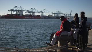 España estudia la devolución de inmigrantes a cambio de formación