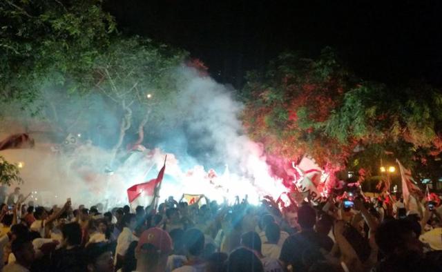 Alianza Lima vs Universitario de Deportes: banderazo de hinchas - 4