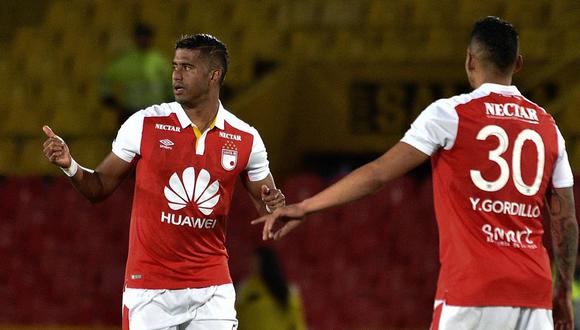Santa Fe venció 2-0 a Rampla Juniors con doblete de Henao y sigue en Sudamericana. (Foto: AFP)