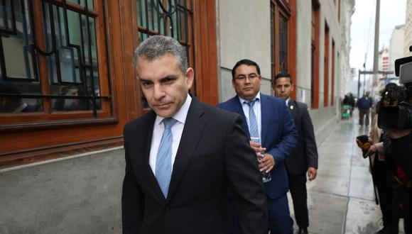El fiscal superior Rafael Vela fue suspendido por ocho meses y medio sin goce de haber. (Foto: Julio Reaño / El Comercio)