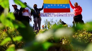 Pasaje de vuelta: El nuevo drama de los migrantes que ahora deben regresar a Venezuela