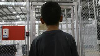 Los niños que se enfrentan solos a tribunales de deportación