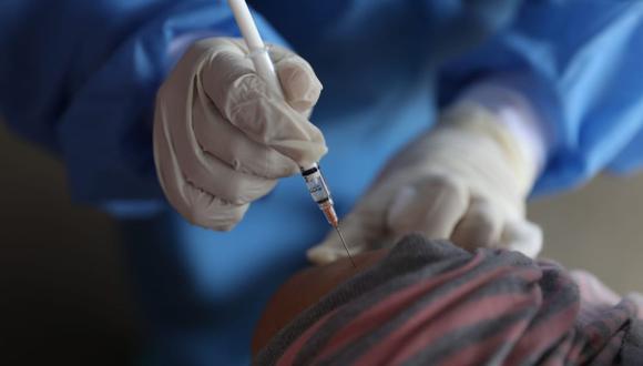 Se tiene previsto que la vacunación contra el coronavirus a menores de 11 años inicie entre el 19 y 20 de enero | Foto: El Comercio / Referencial