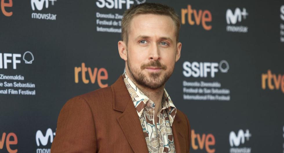Ryan Gosling aims to be Ken in the Barbie movie