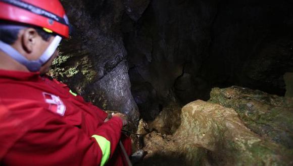 Rescatar a español atrapado en cueva tomaría de "5 a 7 días"
