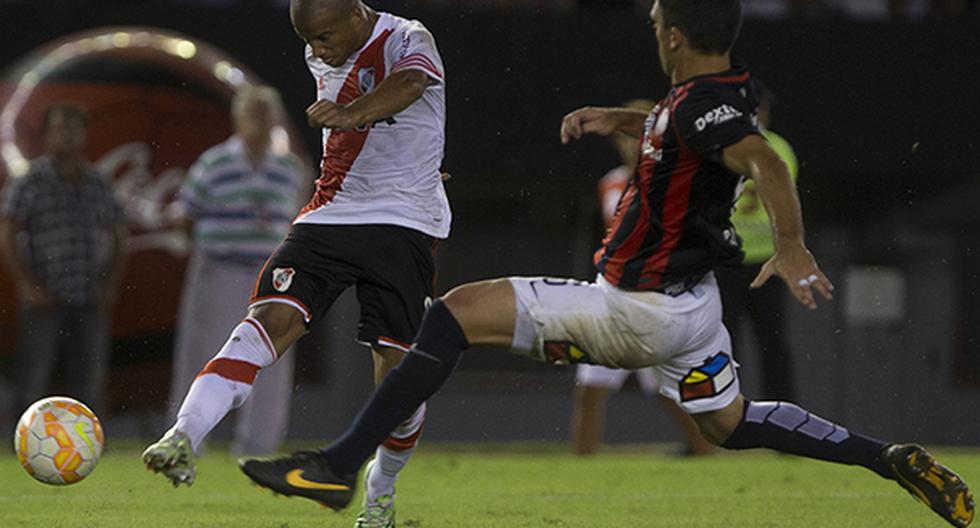 Carlos Sánchez anotó el único gol del partido. (Foto: EFE)