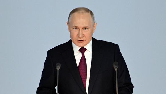 El presidente de Rusia, Vladimir Putin, afirmó que Rusia debe estar preparada para probar armas nucleares si Estados Unidos lo hace primero. (Foto: AFP)