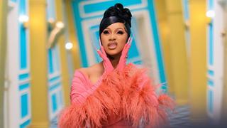 Cardi B saca a la venta una colección de productos de su exitosa canción WAP