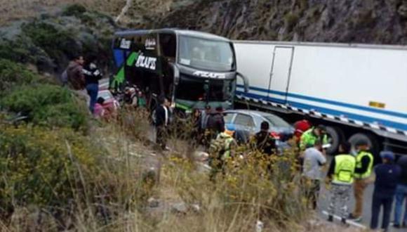 El accidente se produjo en el kilómetro 111 de la Carretera Central. (Foto: Andina)