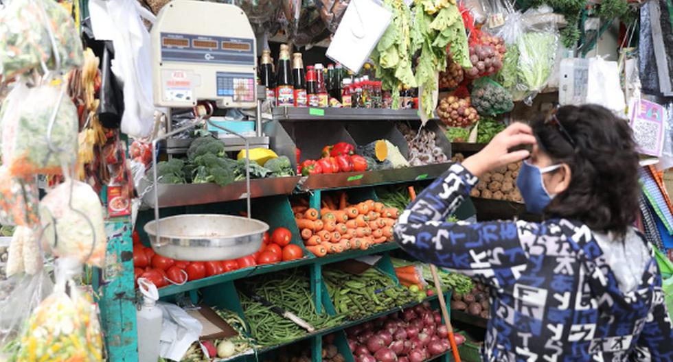 Alimentos de primera necesidad como las verduras y frutas han incrementado sus precios en los últimos meses causando preocupación en las familias. (Foto: Julio Reaño/@Photo.gec)