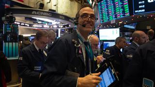 Wall Street se dispara al cierre y el Dow Jones asciende un 4,98%