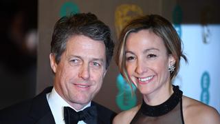 Hugh Grant se casará este mes con la productora Anna Eberstein