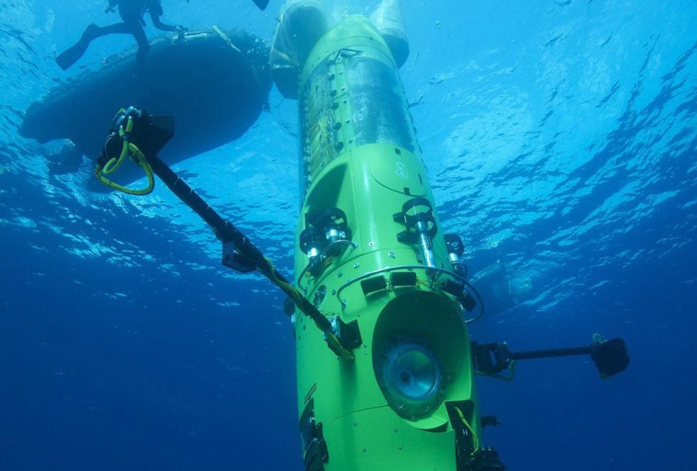 The Deepsea Challenger submersible begins its first 4 km test dive off the coast of Papua New Guinea, in an image provided by the National Geographic Society.  (REUTERS).