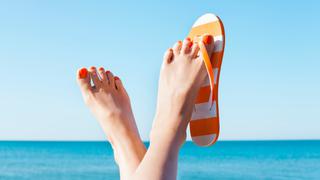 Verano: 5 consejos para cuidar nuestros pies luego de un día de playa