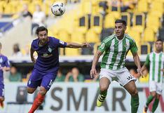Claudio Pizarro: Werder Bremen perdió 1-0 ante Real Betis de Juan Vargas
