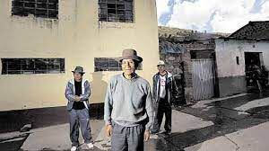 Florencio Conde y sus hijos fueron las primeras personas a las que Sendero atacó. En mayo de 1980, los amenazó y les arrebató el material electoral que resguardaban en un pequeño local de Chuschi, en Ayacucho. (Foto: Lino Chipana / El Comercio)