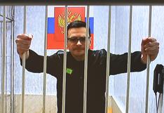 Confinan en una celda de castigo al opositor ruso Iliá Yashin