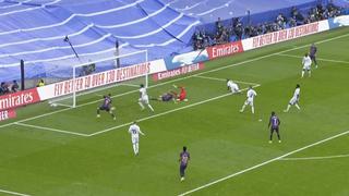 Estuvo cerca: Robert Lewandowski se falló el empate en el Real Madrid vs. Barcelona