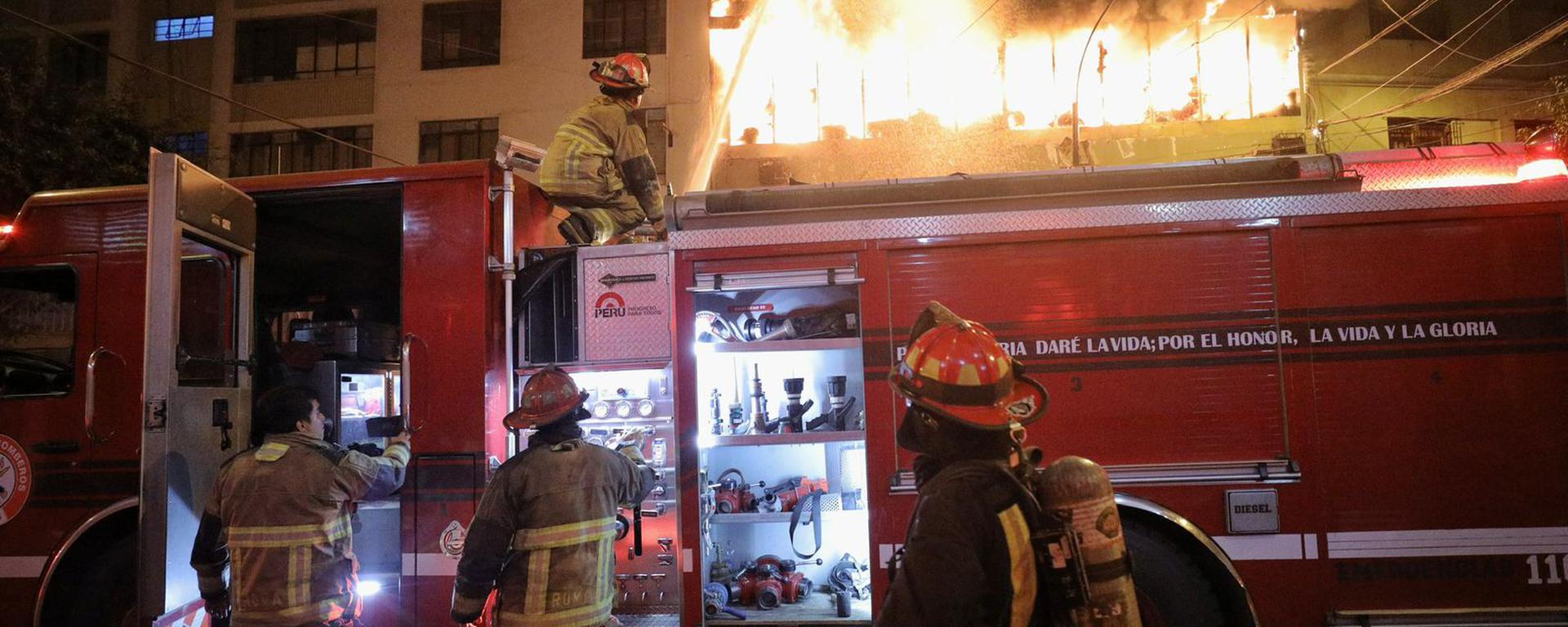 Incendio en Mesa Redonda: solo 78 de 126 galerías participaron de las capacitaciones de Defensa Civil de la MML