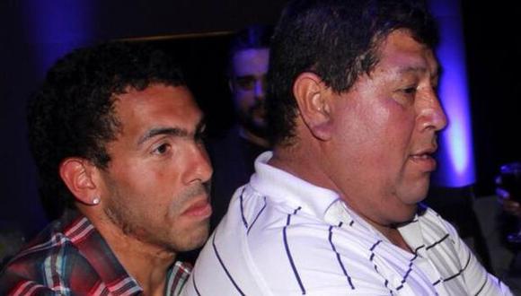 Secuestran al padre de Carlos Tévez y piden millonario rescate