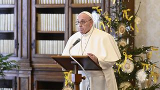 El papa Francisco autoriza que las mujeres puedan dar la comunión y leer palabra de Dios, pero no ser sacerdotes