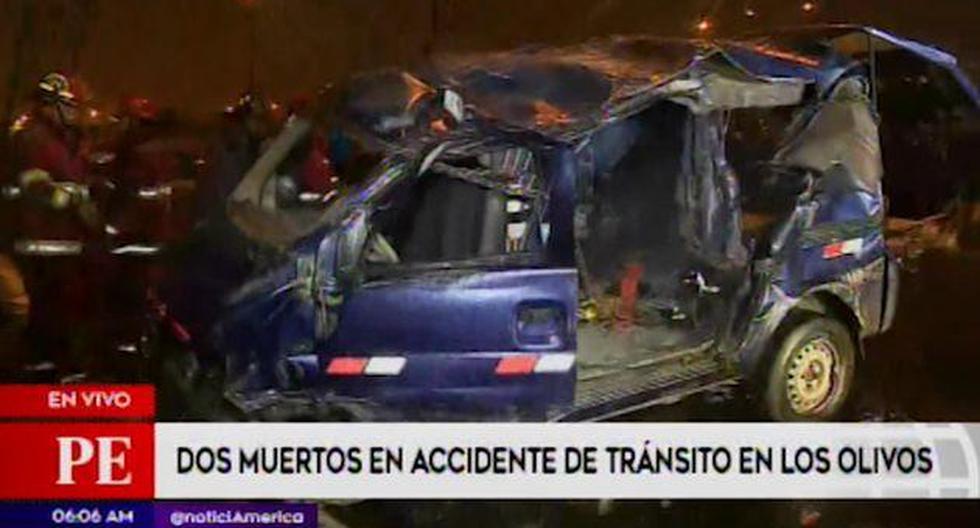Esta madrugada, un accidente de tránsito dejó dos muertos y un herido en Los Olivos. (Captura: América Noticias)