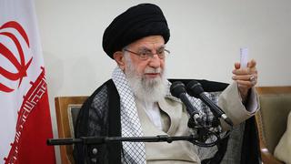 Irán: ayatola Alí Jamenei pide a la Guardia Revolucionaria que desarrolle armas más avanzadas