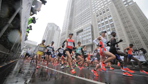 En la Maratón de Tokio participaron diversos grupos peruanos de corredores runners.